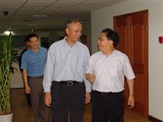 2007年9月19日，杭州市长蔡奇视察东部软件园
