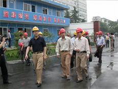 2003年5月21日 沈坚副市长视察科技大厦施工现场